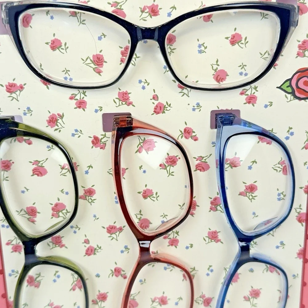 Betsey Johnson Reading Glasses 4 Pack +2.50 Floral Readers Gift Set Cute Frames